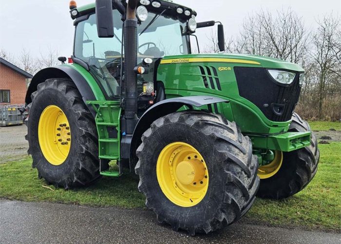 John Deere 6210R traktori chiptuning.
