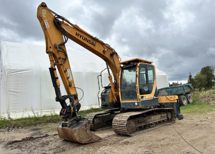 Hyundai Robex 145 LCR-9A ekskavaatori DPF tahmafiltri ja EGR klapi eemaldus.