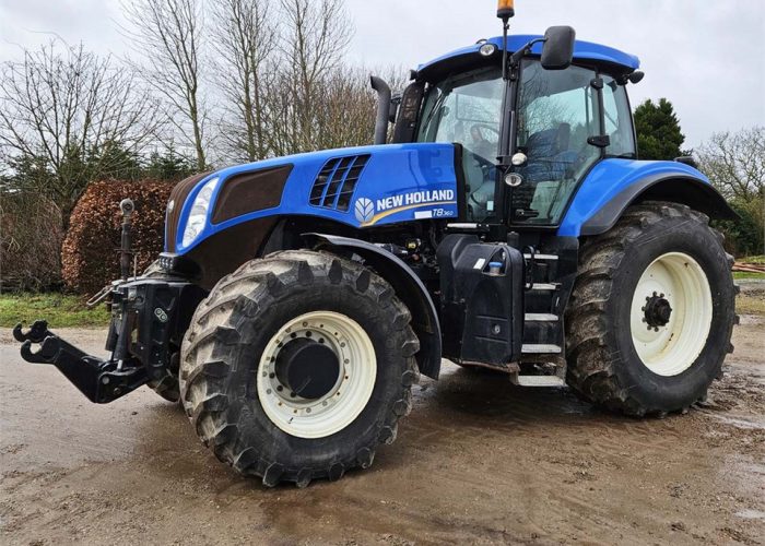 New Holland T8 360 traktori chiptuning.